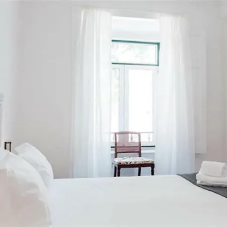 Spacious Tailor Made Bairro Alto Apartment Lisbon