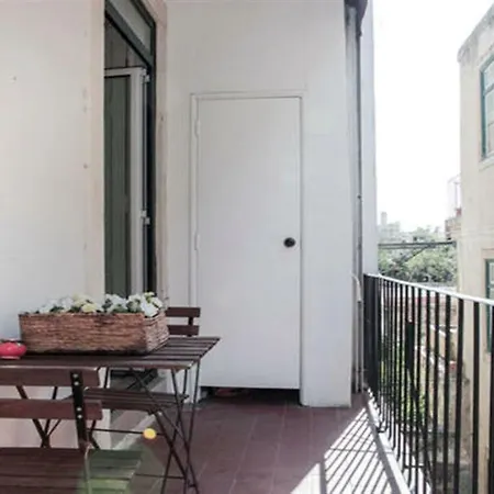 Apartment Spacious Tailor Made Bairro Alto *