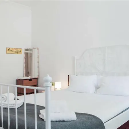 Apartment Spacious Tailor Made Bairro Alto *
