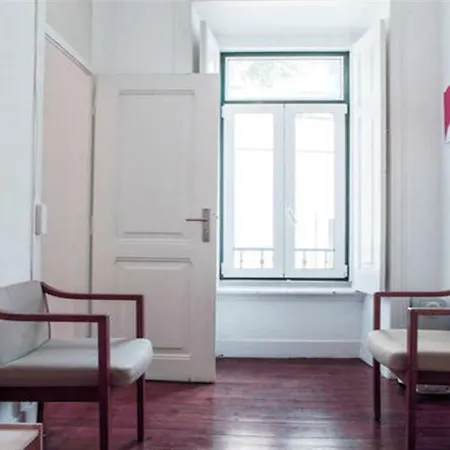 Апартаменты Spacious Tailor Made Bairro Alto Лиссабон