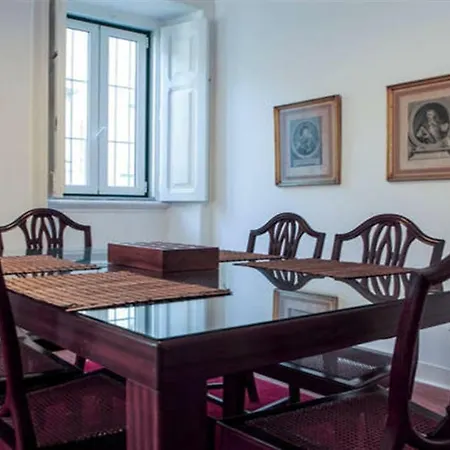 Spacious Tailor Made Bairro Alto * Lissabon