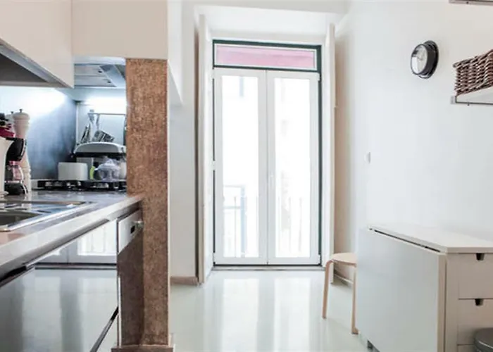 Spacious Tailor Made Bairro Alto