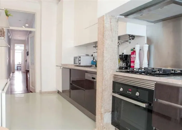 Апартаменти Spacious Tailor Made Bairro Alto Лісабон